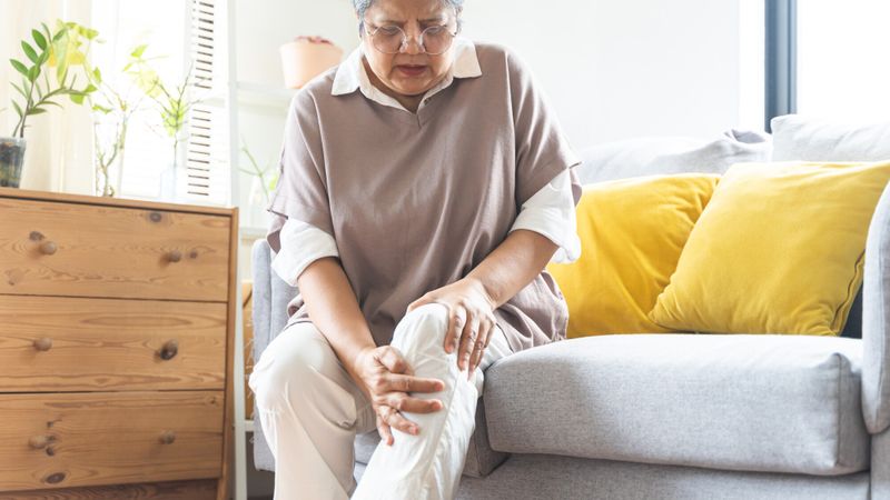 douleur arthrose genou articulation