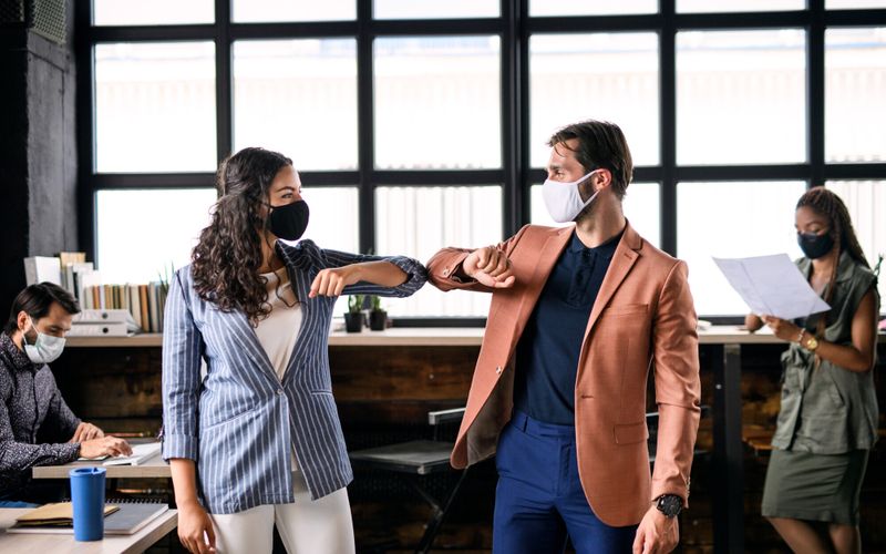 Covid-19: indicateurs en hausse, nouveau variant... Pourquoi la remontée du coronavirus inquiète tant?