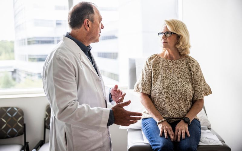 Assurance maladie: tous ces soins pourraient être moins remboursés à l'avenir